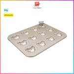 bear madeleine baking tray